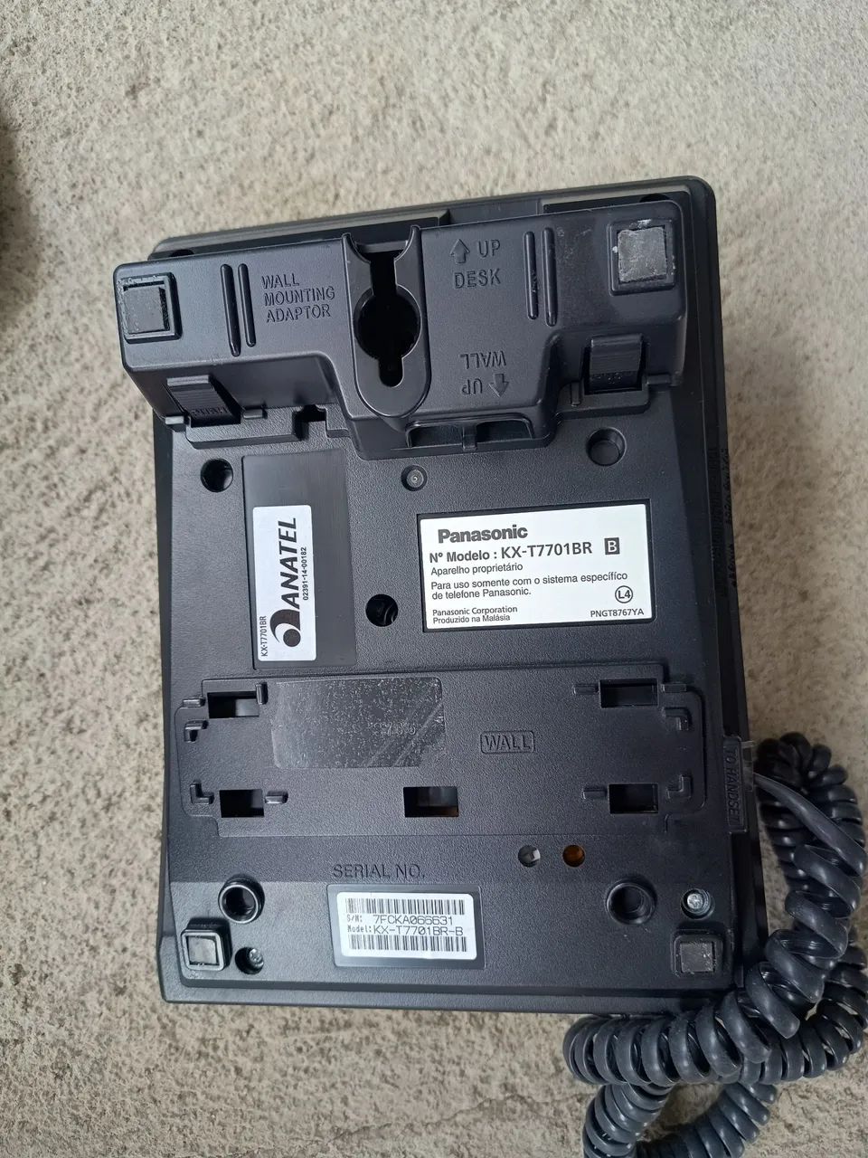 Vendo lote com 21 Aparelhos de Telefones Panasonic KX-T7701 Preto. No estado. - Foto 4