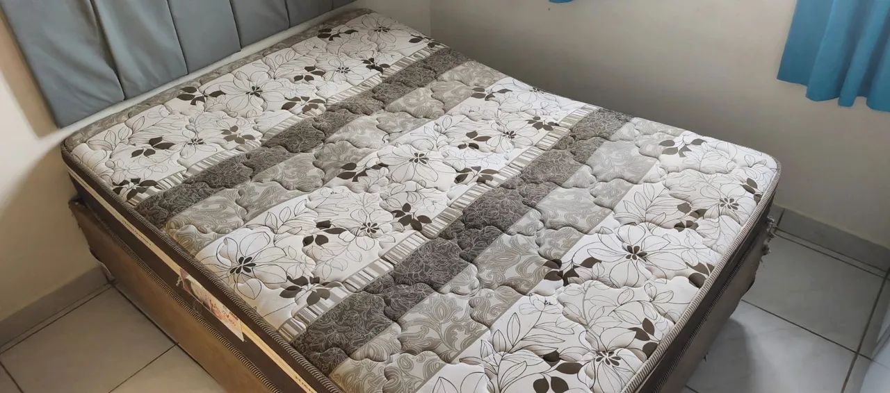 Cama box a venda