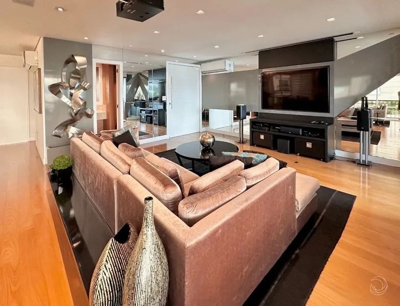Lindo apartamento na Beira Mar com 3 suítes e 4 vagas de garagem - Foto 4