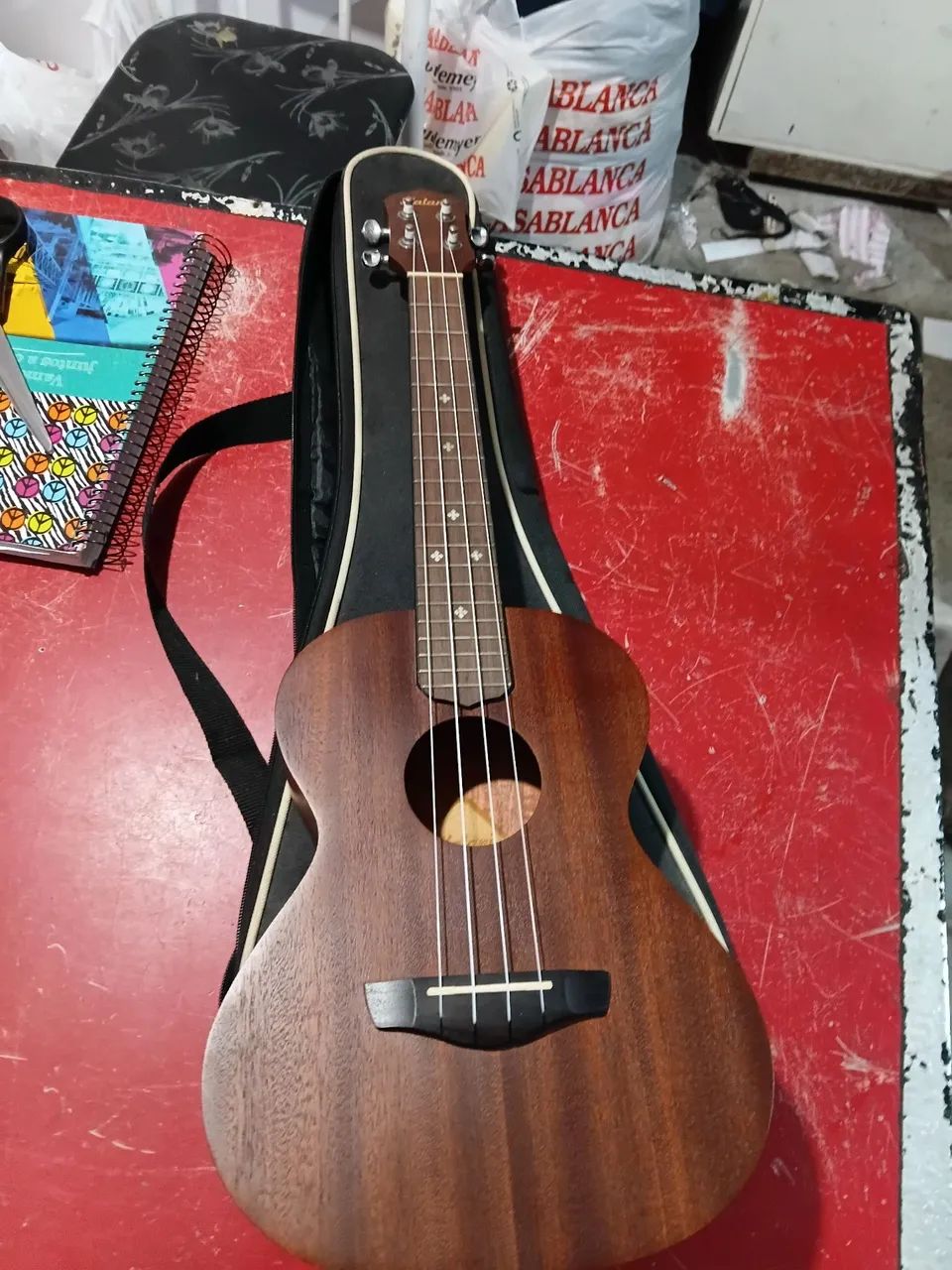 Vende-se está UKULELE - Foto 2