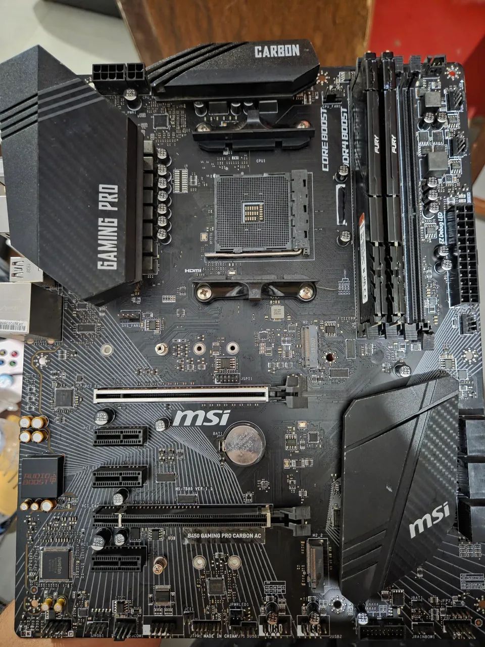 Placa Mãe MSI B450 gaming pro carbon ac wi-fi e bluetooth  - Foto 2
