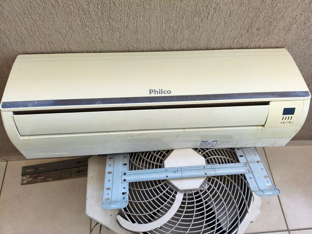 Ar condicionado split 12000 BTUs Philco