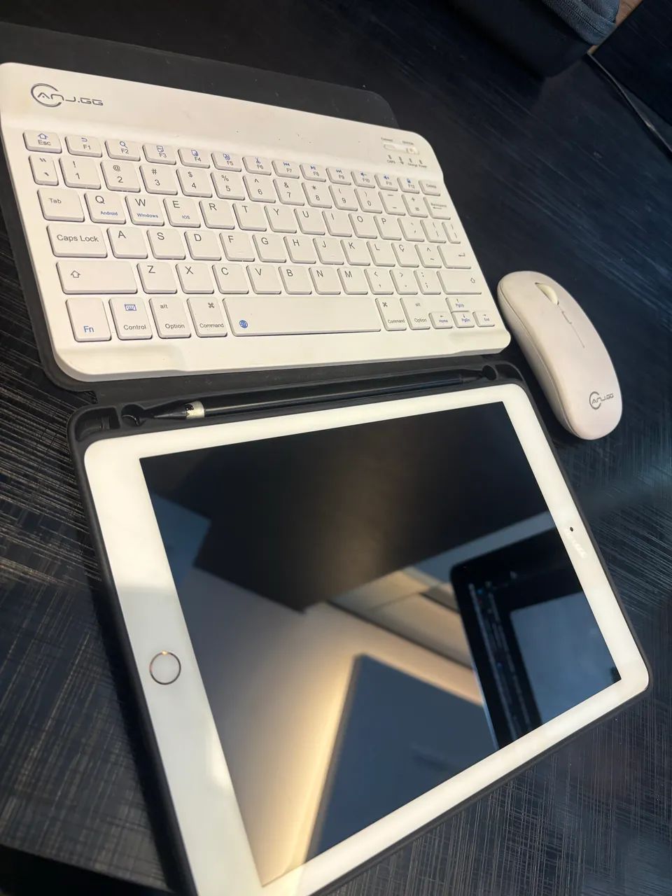 IPAD 1800