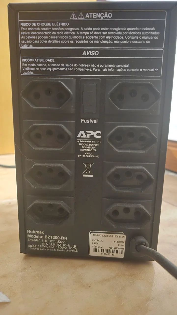 Nobreak APC 1200VA com bateria - Foto 3