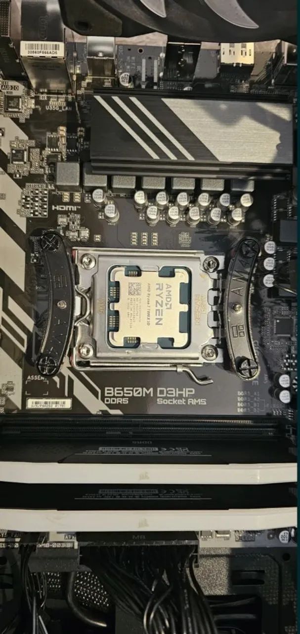 Processador AMD Ryzen 7 7800X3D