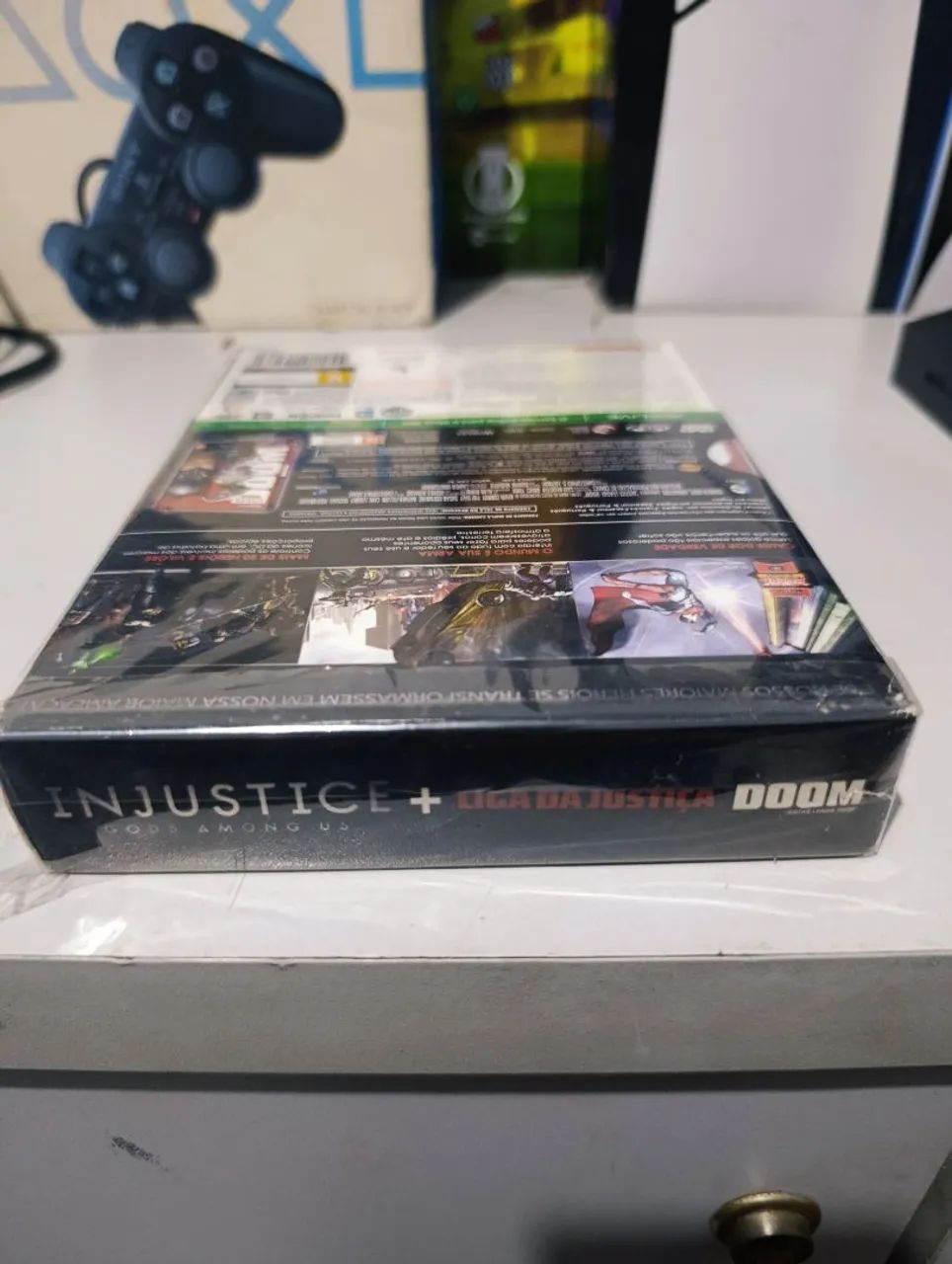 Injustice box set - Xbox 360 - Foto 4