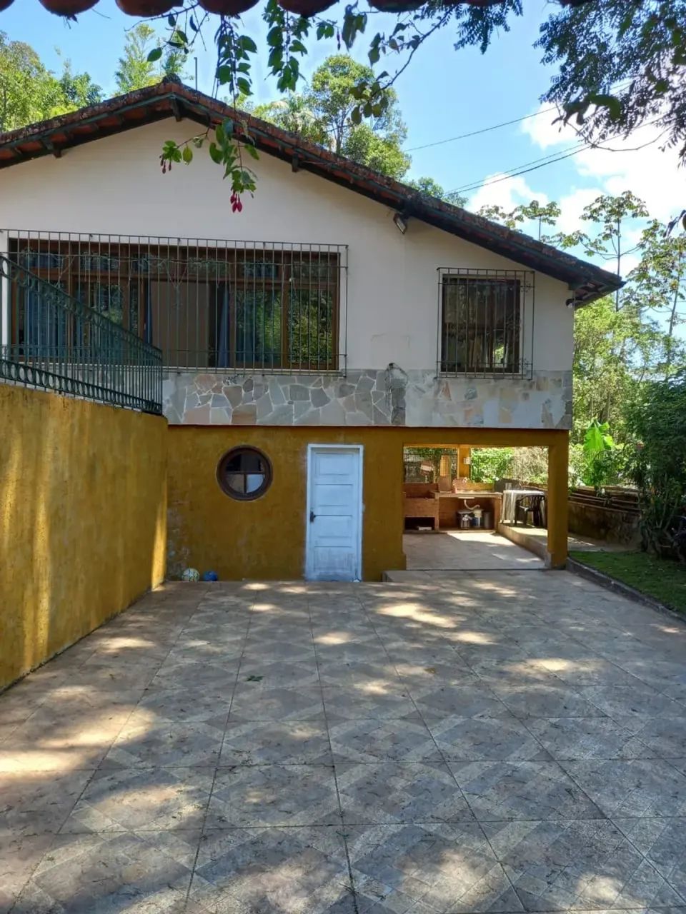 Casa à venda com 4 quartos (1 suíte), 215m², Castelanea - Foto 3