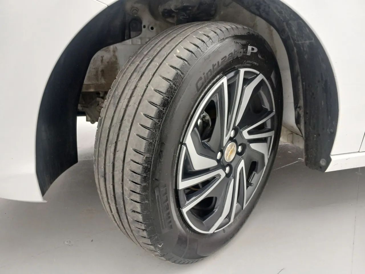 Chevrolet Onix Hatch 1.0 12V Flex Mec. 4P, foto 11 de 18