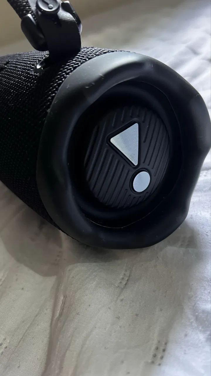 JBL CHARGE 6 SEMI NOVA  - Foto 4