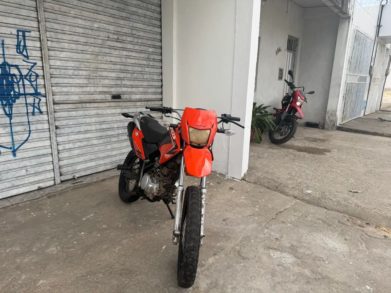 VENDO HONDA BROS 2011 KS!  - Foto 3