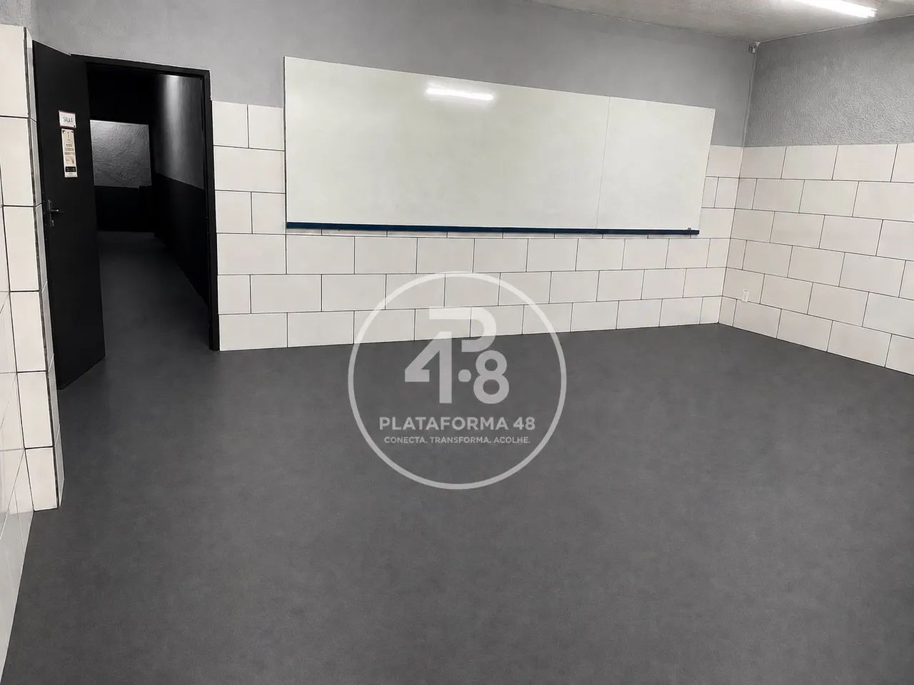 Sala Comercial 30 m² - Recepção - Água e Luz Inclusas  - Foto 5