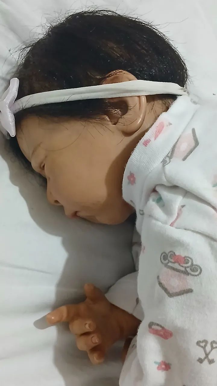 Bebê Reborn Realista - Corpo em Tecido  - Foto 5