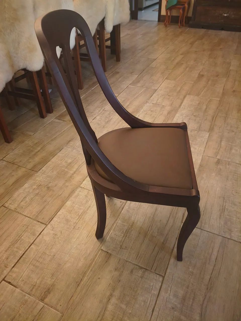 CADEIRAS MOGNO MACIÇA  - Foto 4