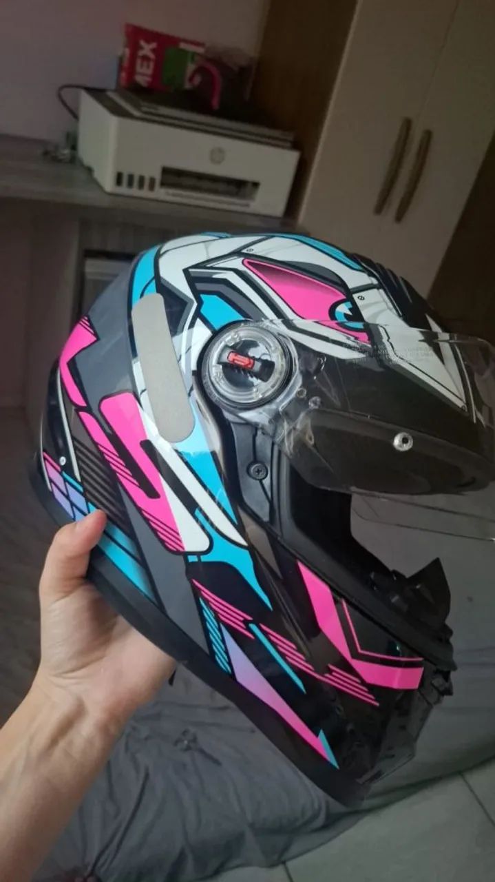 Capacete