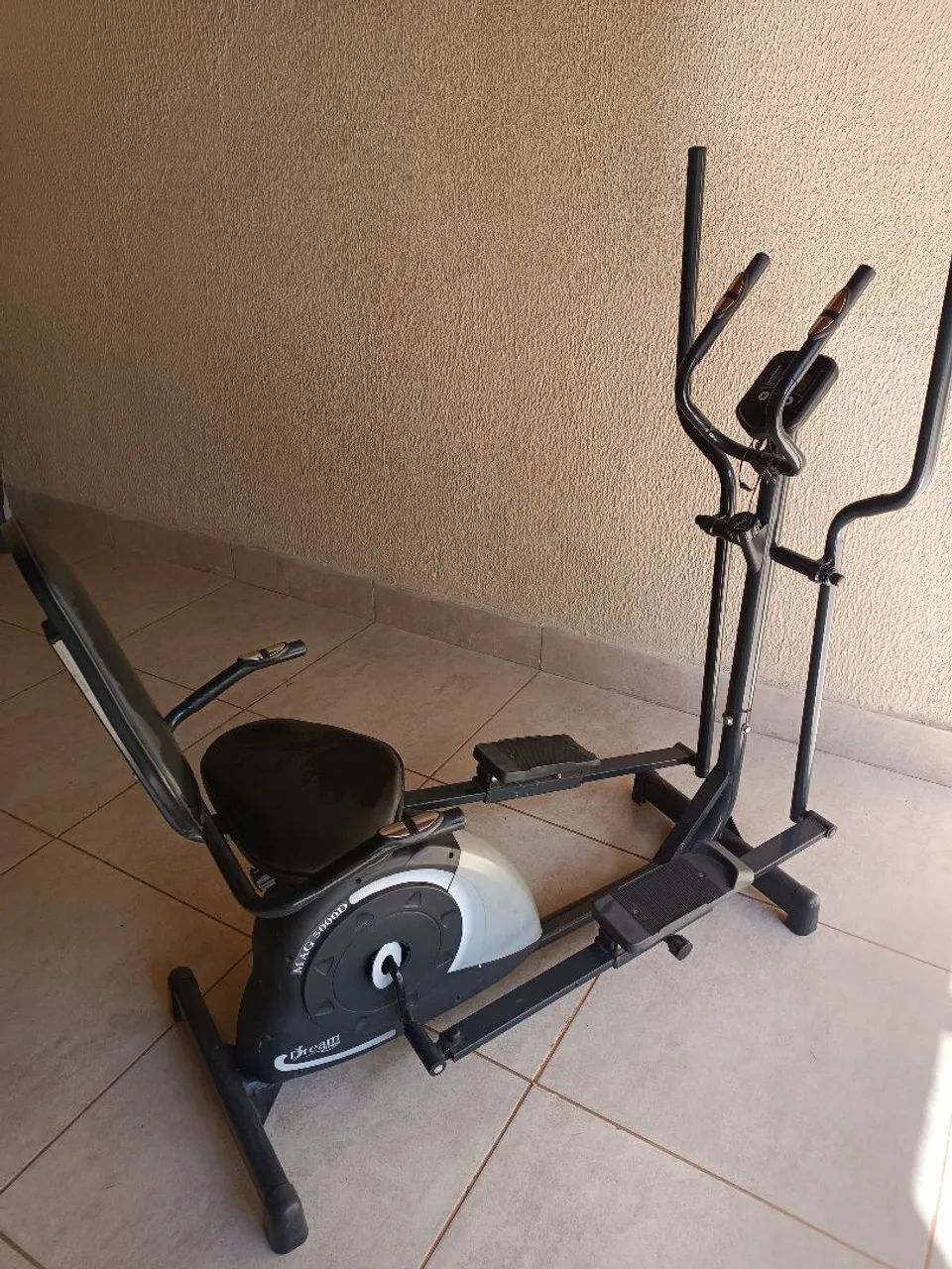 Bicicleta Horizontal + Elíptico 