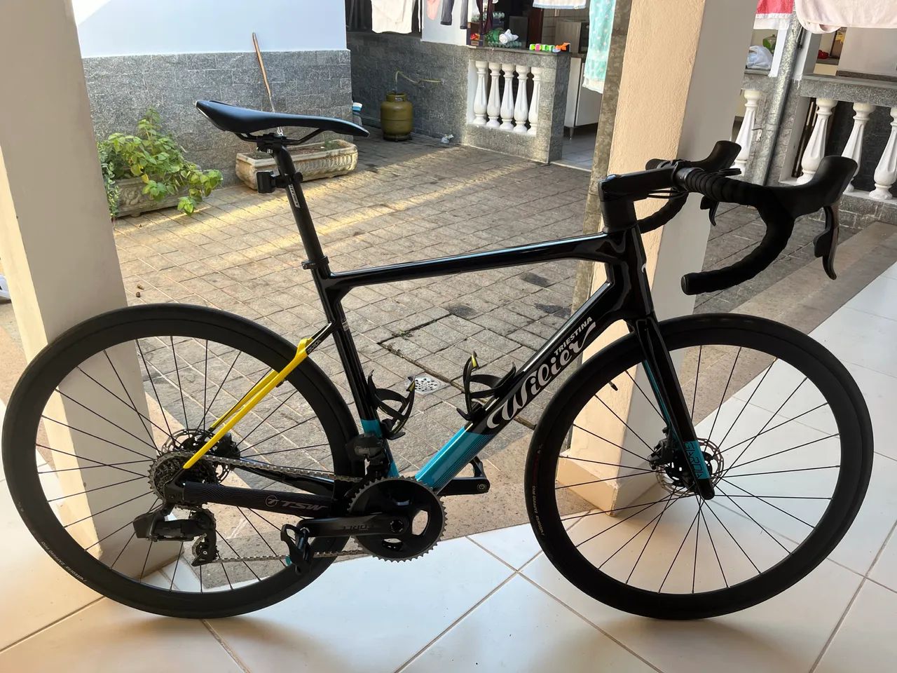 Bicicleta speed Willier Sram Force 12v AXS - Foto 2