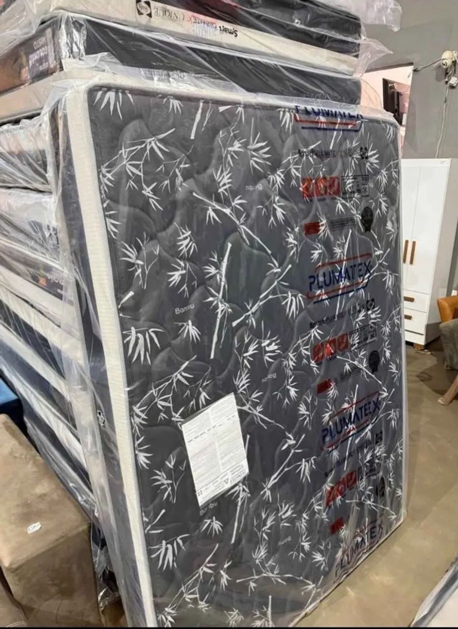Colchão novo 14cm D33 casal 