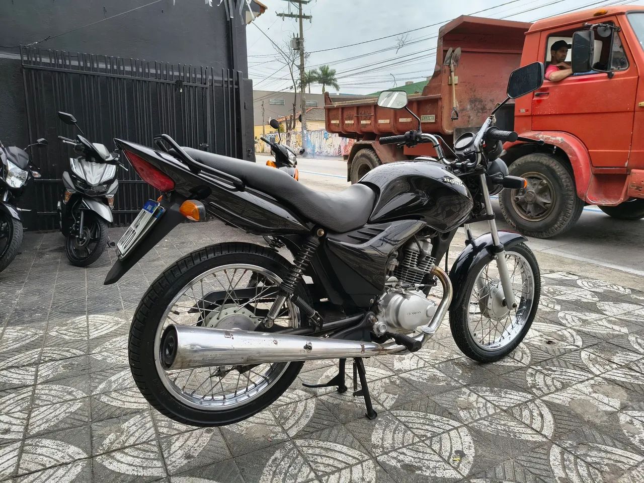 CG 125 FAN ES 2012 - Foto 4