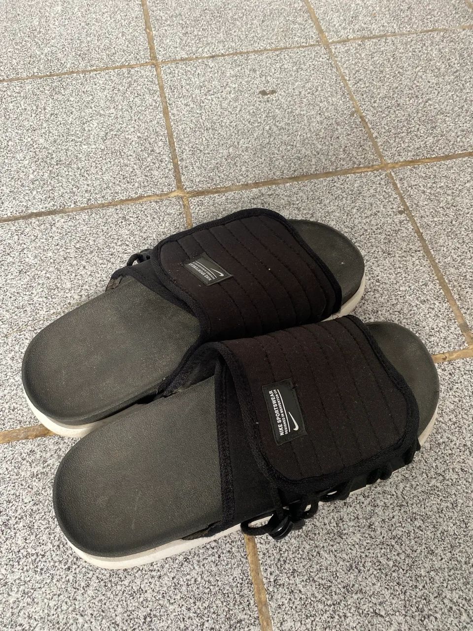 Vendo NIKE SPORTSWEAR  - Foto 2