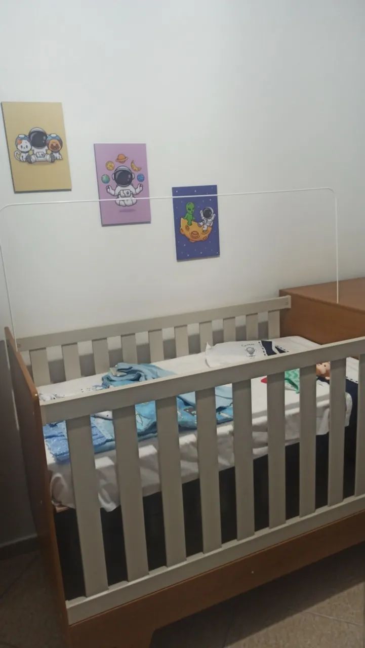 Berço de bebê que vira cama com cômoda acoplada  - Foto 3