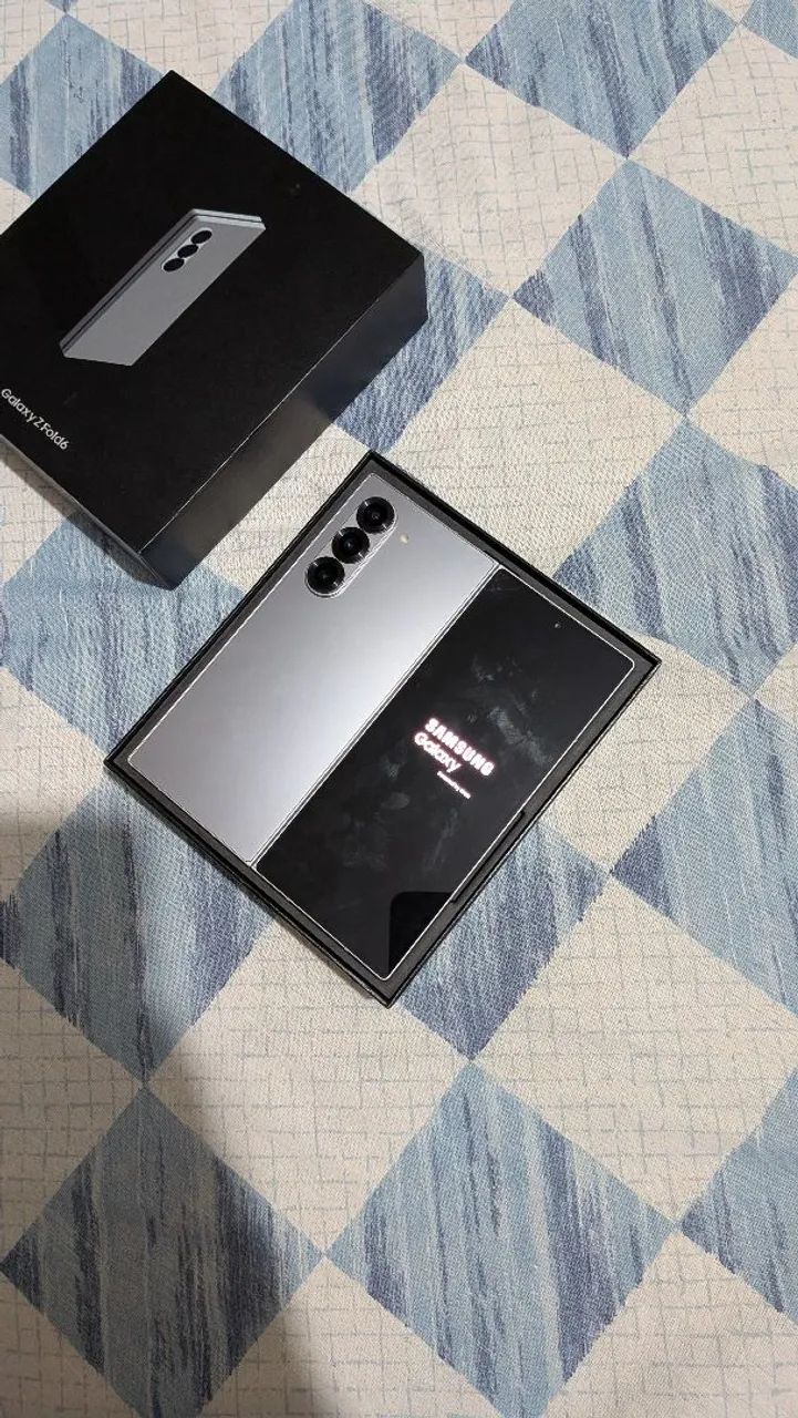 Samsung Galaxy ZFold 6
