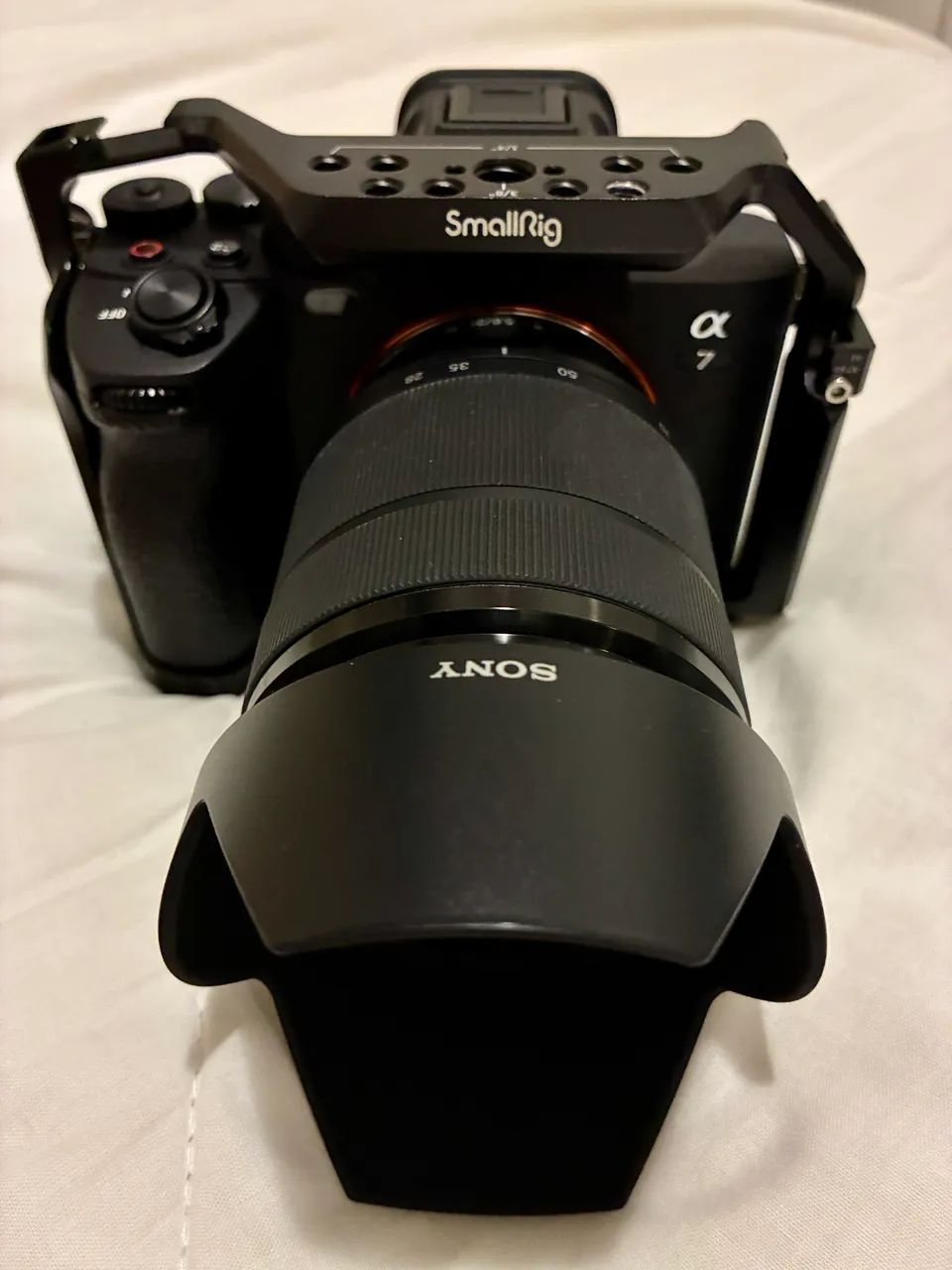 Sony A7IV + Lente kit + acessórios - Semi Nova - Ler Descrição - Foto 2