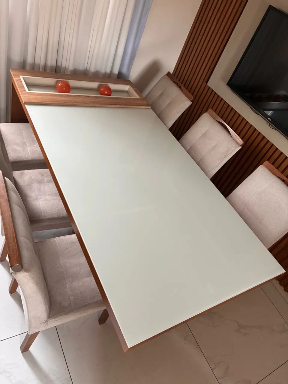 Mesa de Jantar com 6 cadeiras
