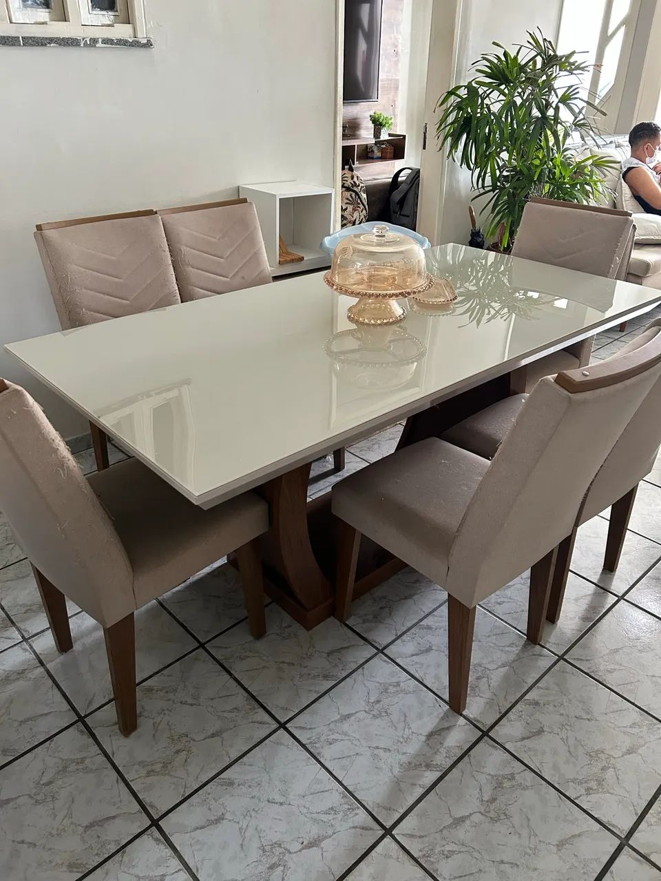 Mesa de jantar 6 cadeiras com tampo de vidro - Foto 2