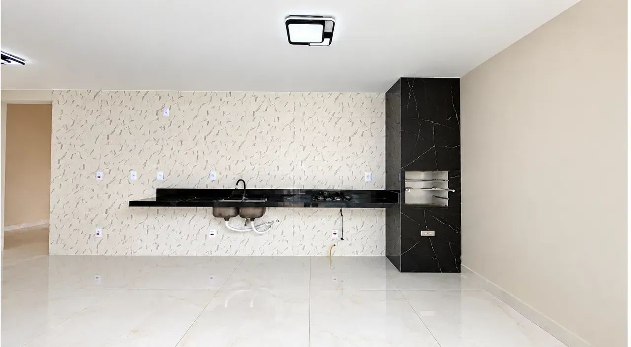Casa c/ Piscina em Laguna Park (Vale Encantado) | 3 Quartos - 250m² 150m2 - Foto 4