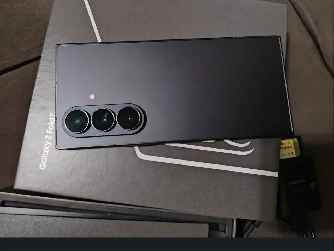 Samsung zfold 7 1tb 16 ram  - Foto 4