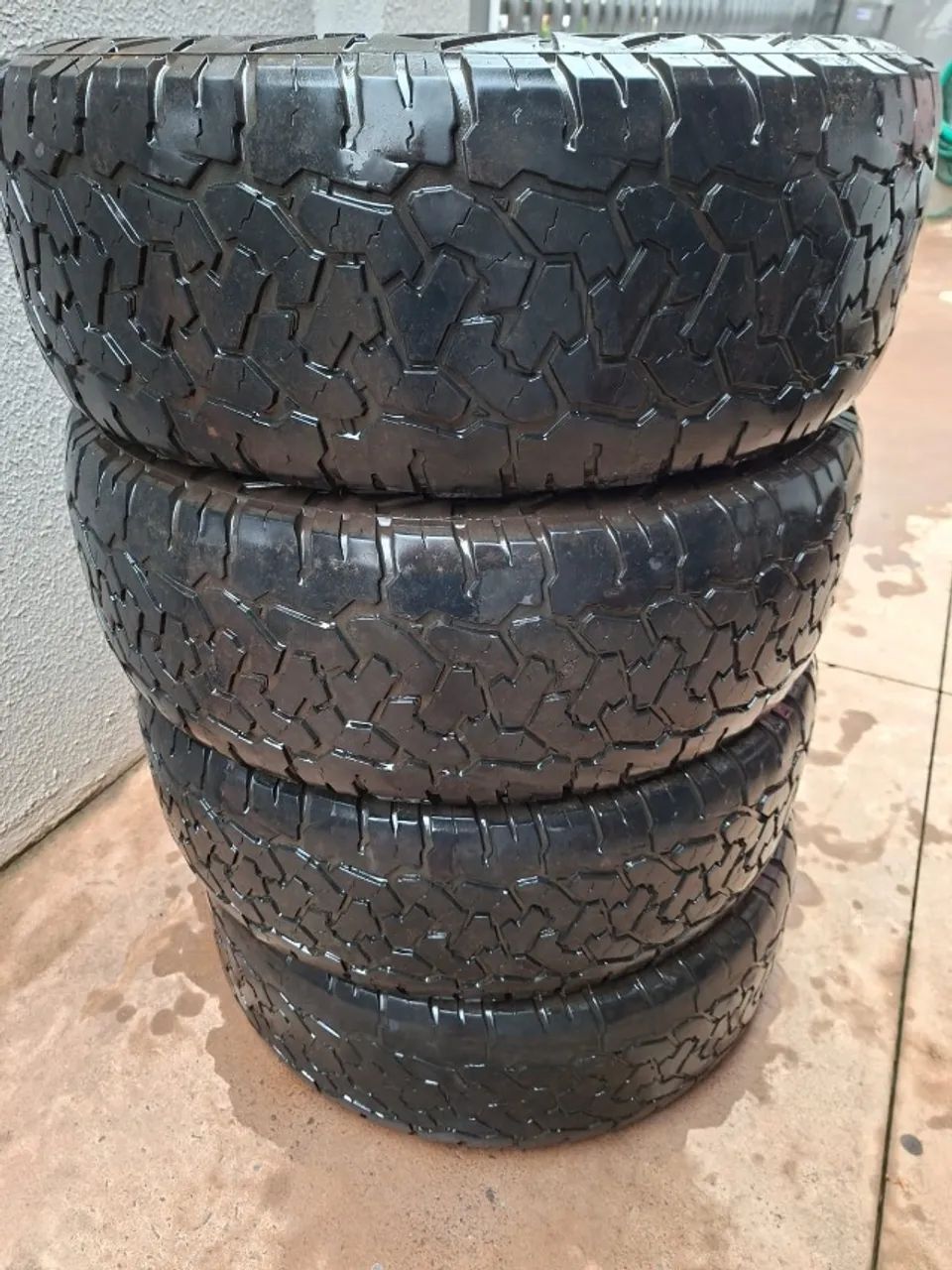 Pneu Roadcruza 265/70 Aro 17  - Foto 2