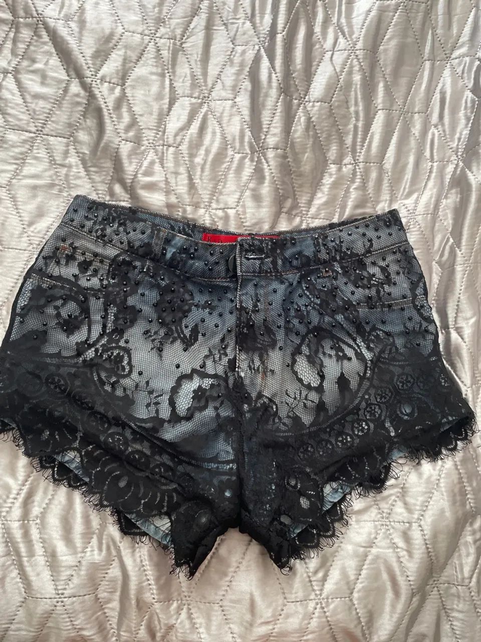 Short com Renda Lança Perfume