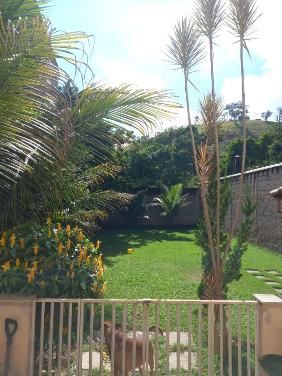 Otima Casa com Otimo Terreno - Foto 2