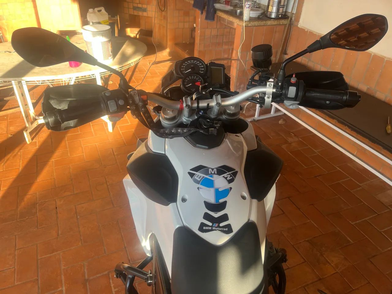 F800 gs