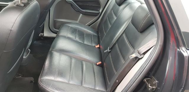Focus 2.0 sedan manual 2009 imperdível - Foto 11