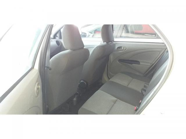 ETIOS XS Sedan 1.5 Flex 16V 4P Mec. - Foto 4