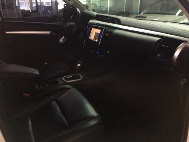 Hilux CD Srv 4x4 2.8 TDI Automático Diesel - Foto 4