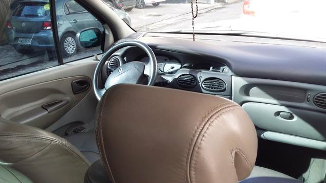 Renault Scenic 1.6 - Foto 4