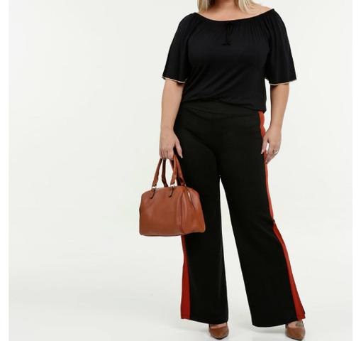 Calça Plus size preta com detalhe vermelho - Foto 5