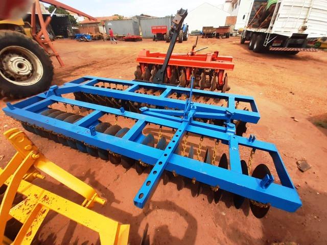 Implemento Trator Grade Niveladora 40 discos - Nova Andradina - MS - Foto 5