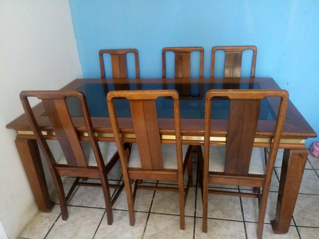 VENDO Mesa de madeira 6 cadeiras - Foto 3