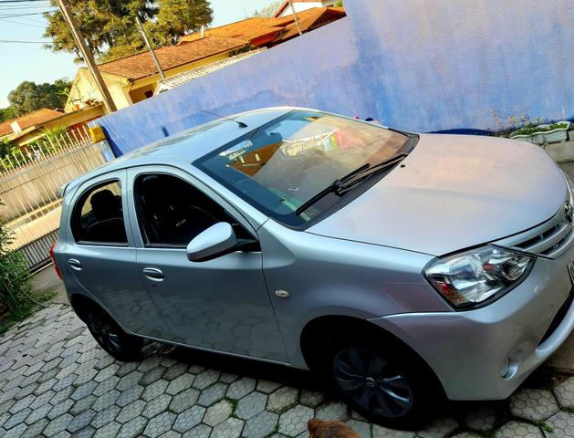 Vendo Toyota Etios 2016 - Foto 5