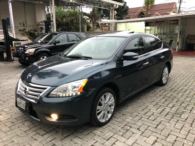 Vendo Sentra SL 2.0 Completo Top - Foto 2