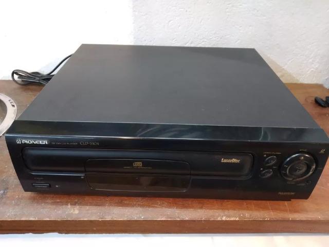 Laser Disc Pioneer CLD-S104
