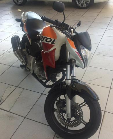 Moto Honda CB 300 Limited semi nova baixa quilometragem - Foto 2