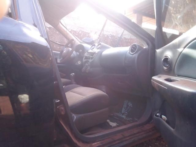 Carro capotado - Foto 9