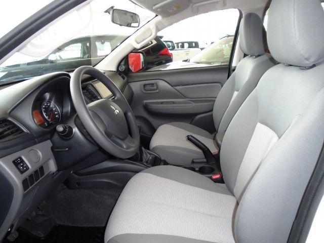 L200 Triton OUTDOOR 2.4 Flex 16V CD Mec. zero Km - Foto 7