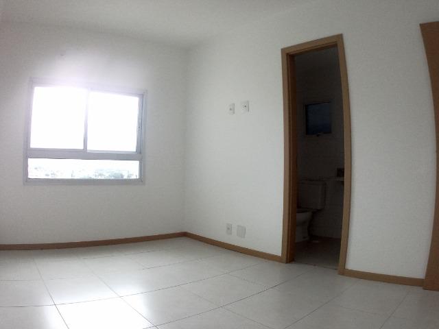 APM-09-Apartamento com Excelente Quintal Próximo ao Centro Comercial de Laranjeiras - Foto 8