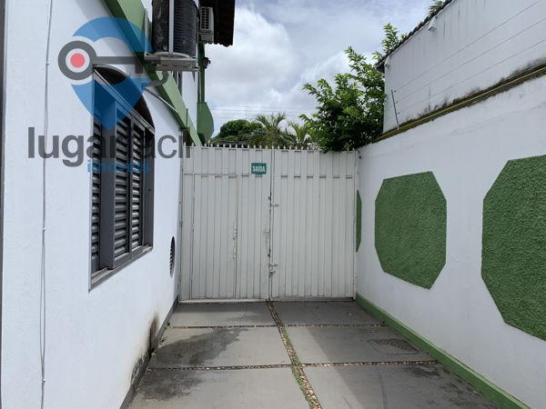 Casa sobrado com 4 quartos - Bairro Cidade Jardim em Goiânia - Foto 11