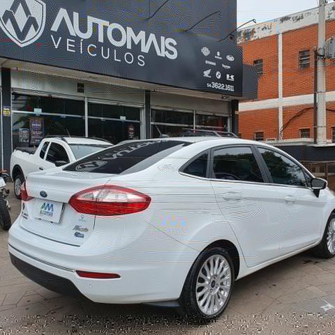 Super oferta Fiesta Sedan Titaniun ano 2014 completo apenas 40000km - Foto 2